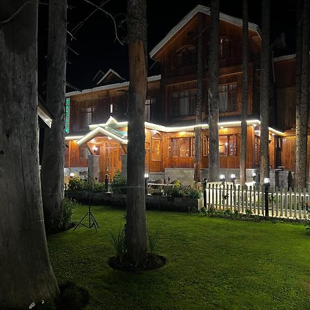 Shaw Inn By Stay Pattern Gulmarg Exterior photo