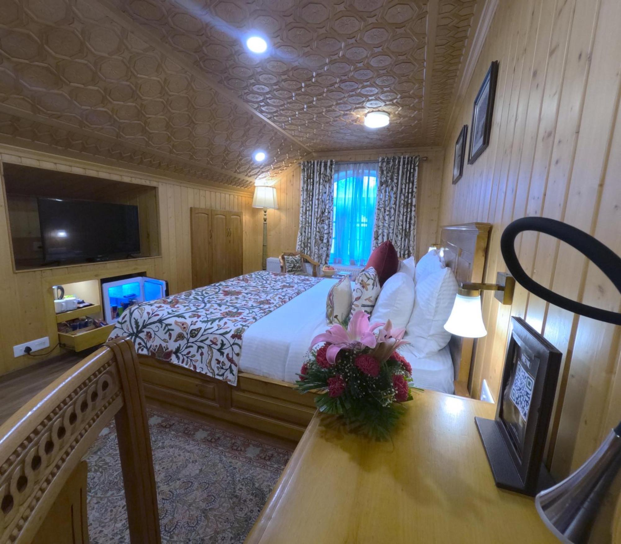 Shaw Inn By Stay Pattern Gulmarg Exterior photo