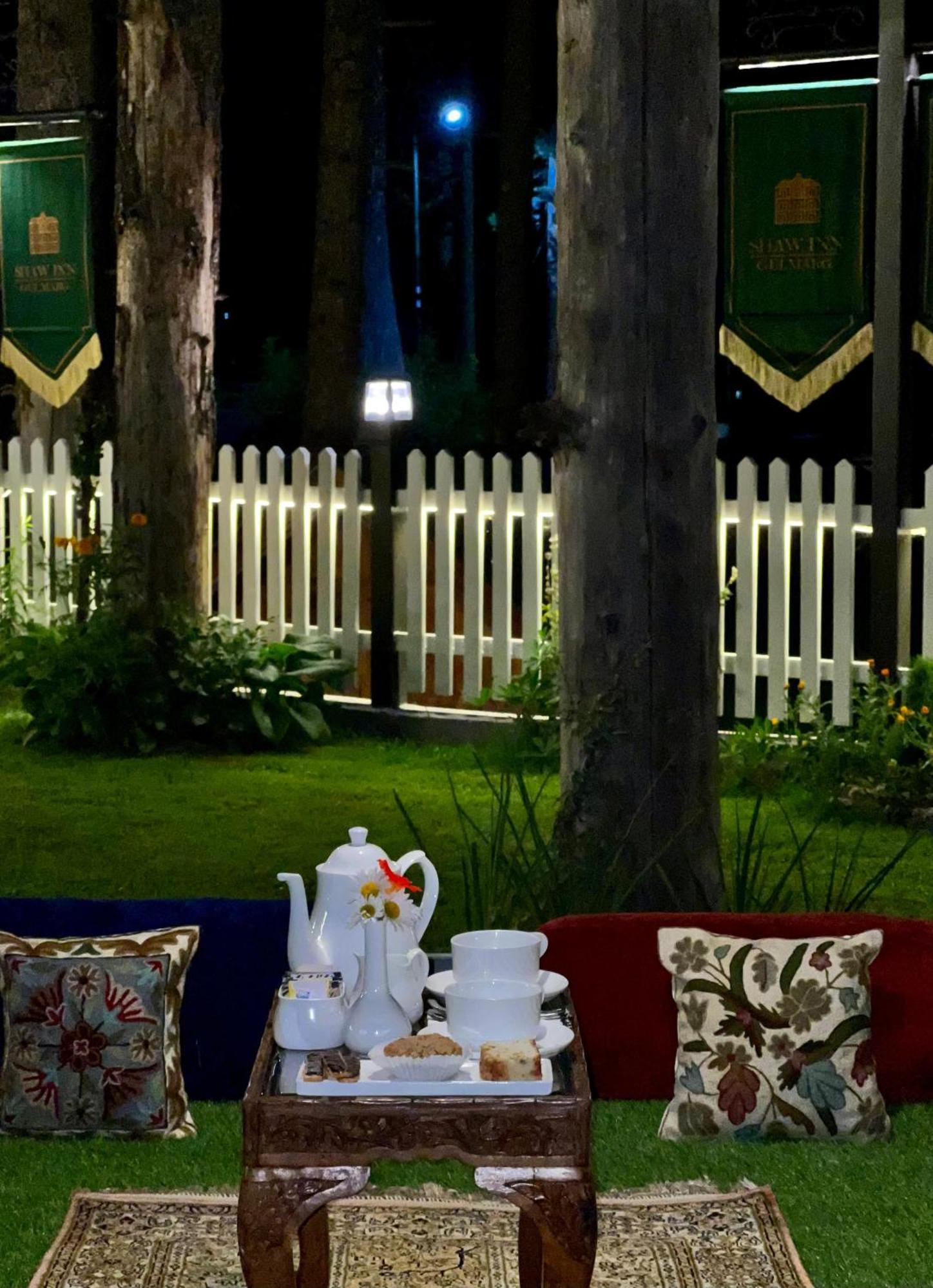 Shaw Inn By Stay Pattern Gulmarg Exterior photo