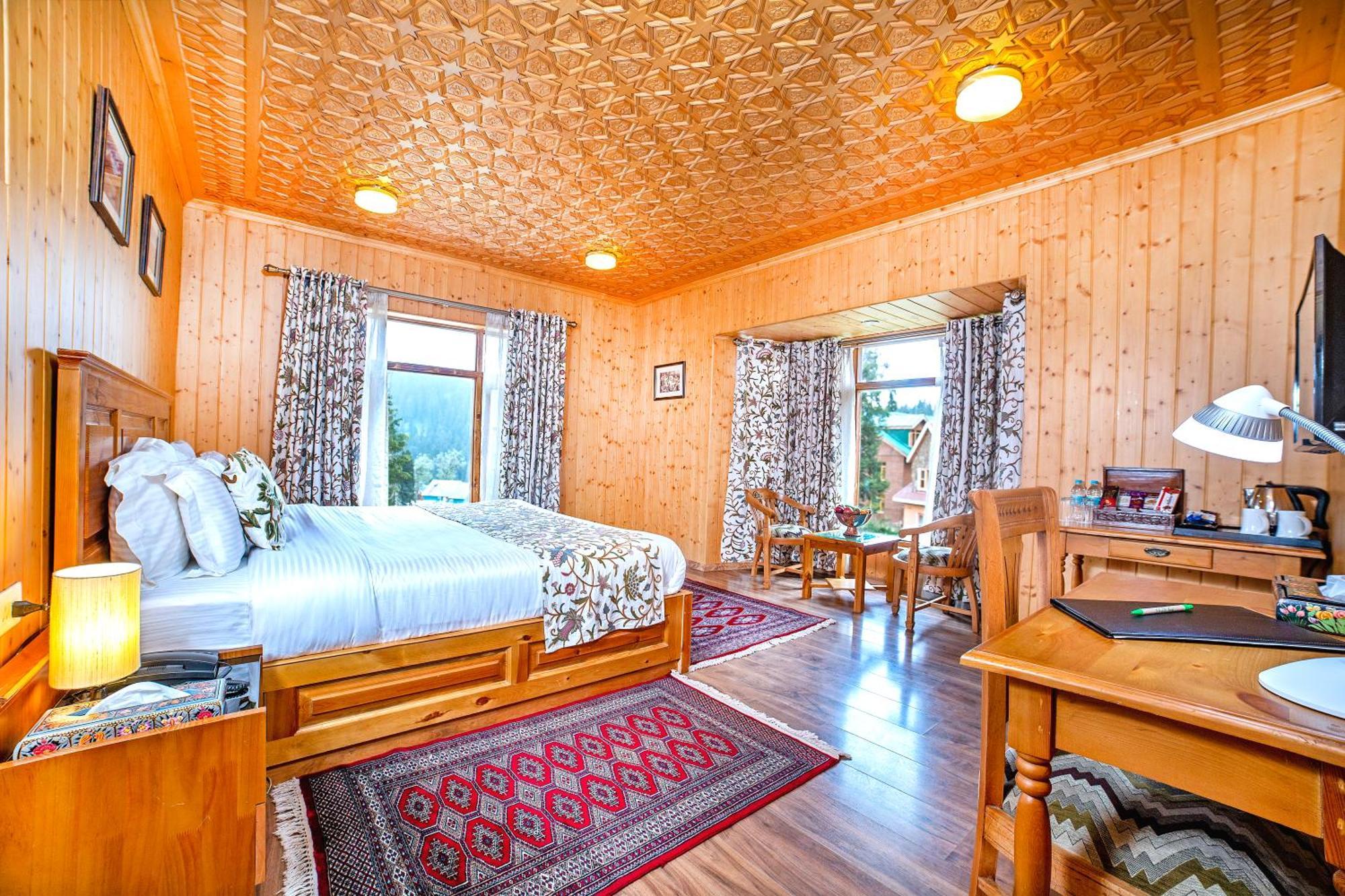 Shaw Inn By Stay Pattern Gulmarg Exterior photo