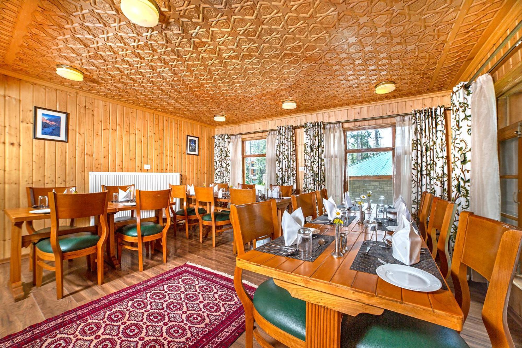 Shaw Inn By Stay Pattern Gulmarg Exterior photo